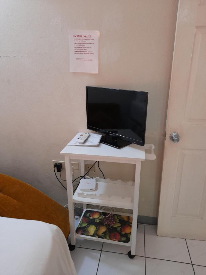 Camelia Rooms Kingston Exterior foto