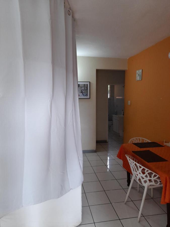 Camelia Rooms Kingston Exterior foto